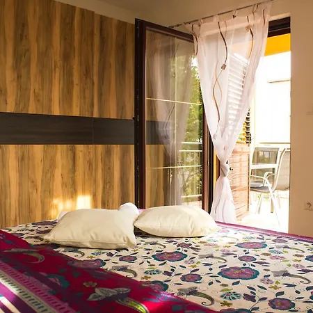 Vasto Apartment *