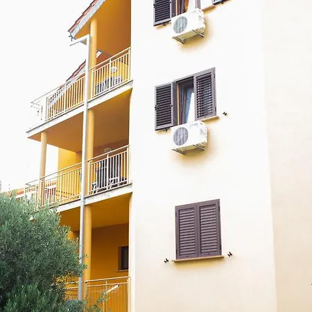 Apartment Vasto *